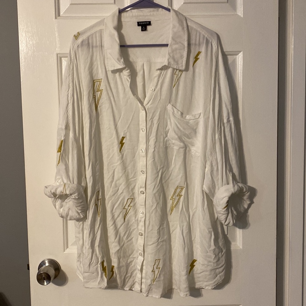 Torrid button up